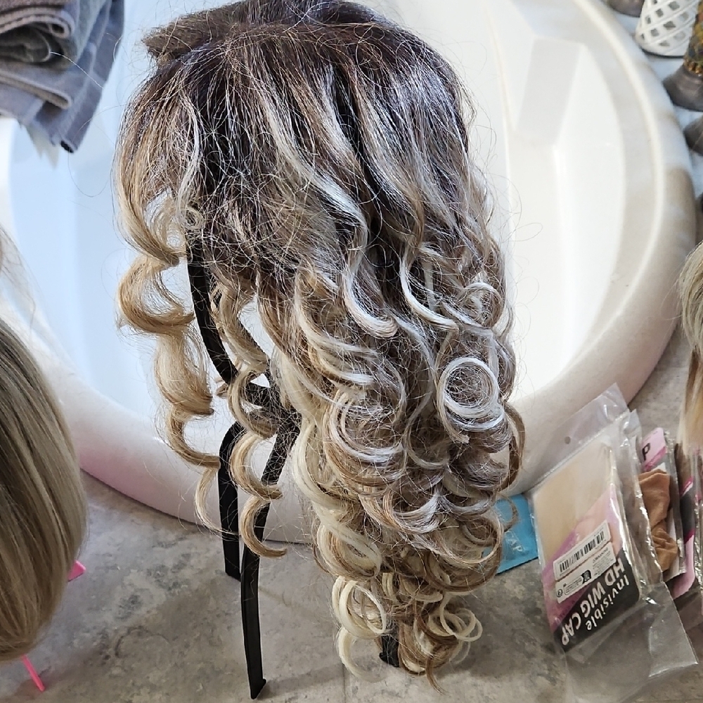 Curly Ombre Brown and Blonde Wig - Picture 2 of 4